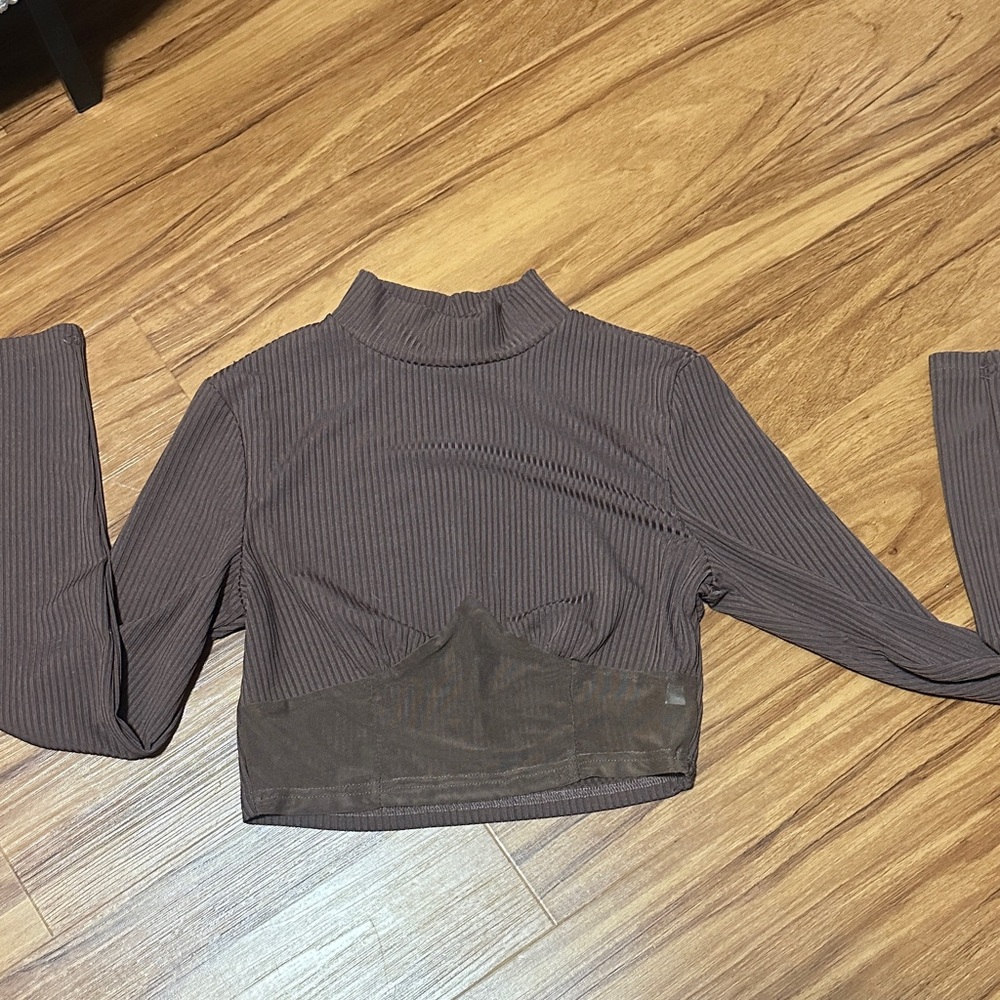 Brown Ribbed Long Sleeve Crop Top